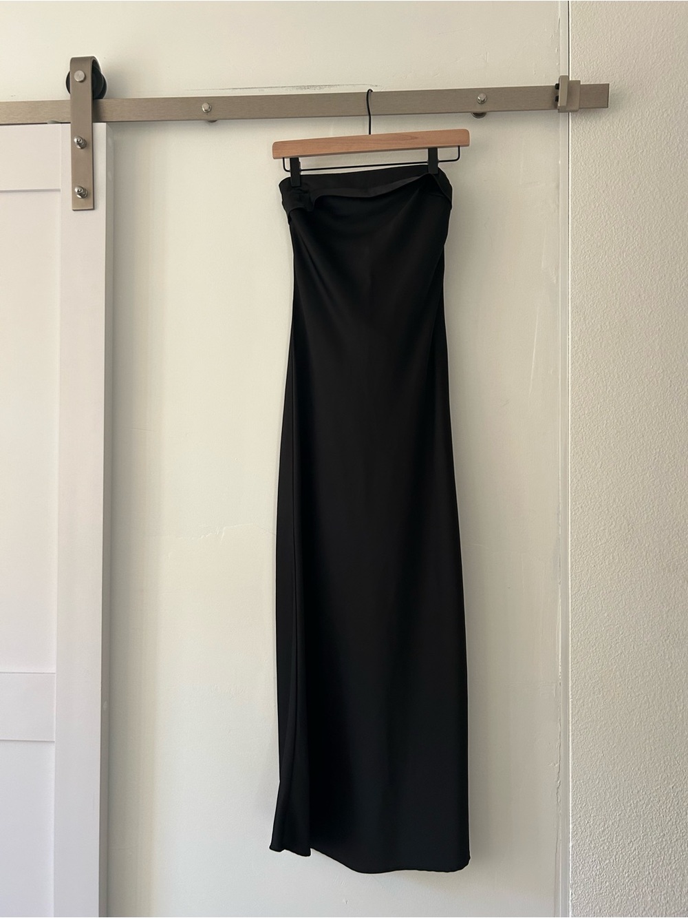 Elegant Strapless Black Maxi Dress